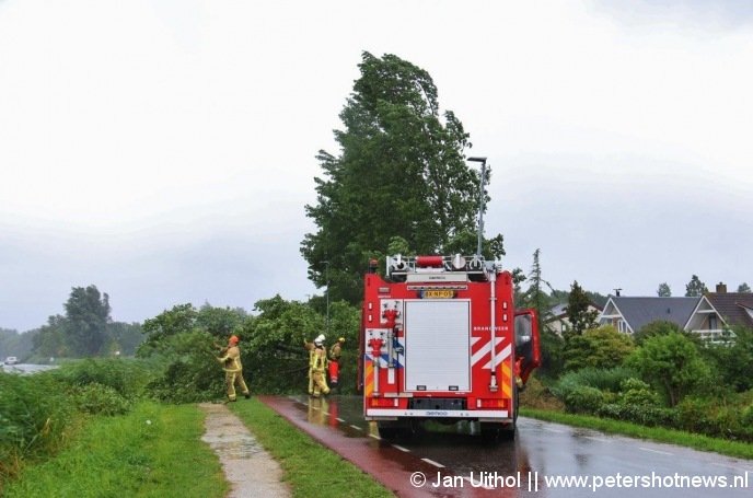 Amsteldijk-Zuid tussen Uithoorn en Vrouwenakker