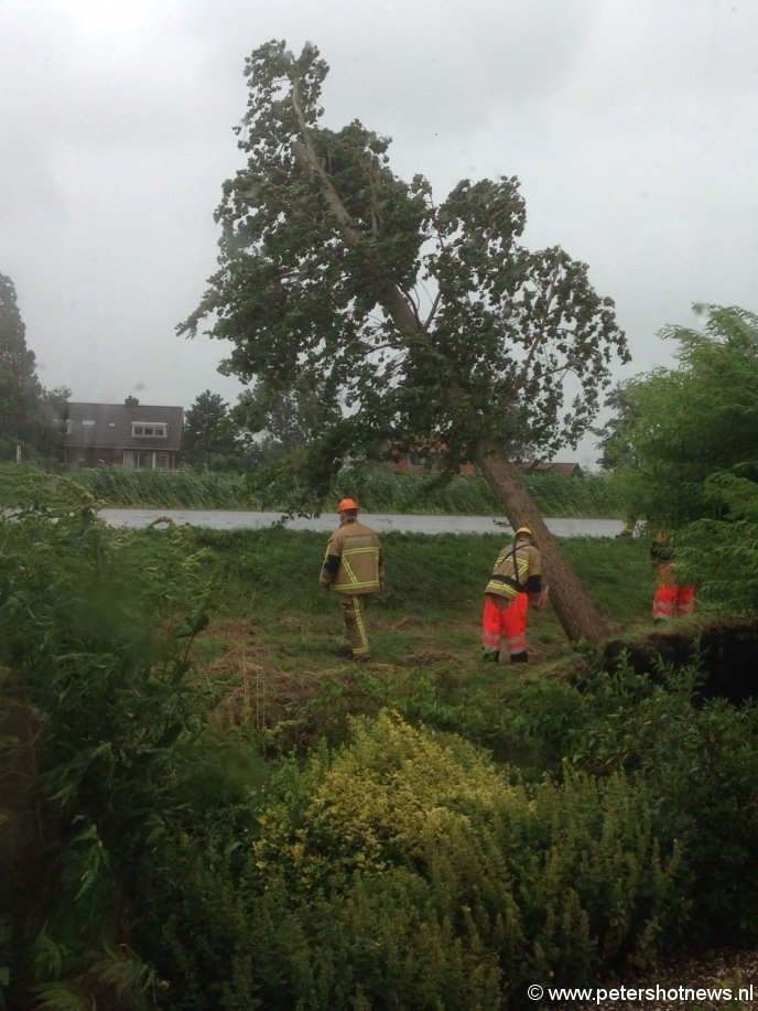 Langs de Amstel in Uithoorn, foto Lotte Ketelaar