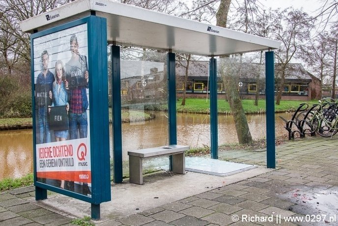 Bushokje Pieter Joostenlaan Wilnis