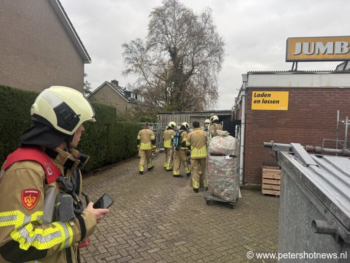 Winkelcentrum bij Jumbo Wilnis ontruimd