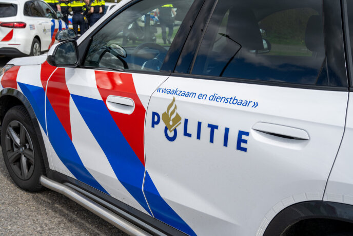 Bezorger slaat op de vlucht na stopteken politie