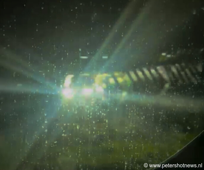 Deze lampen leken enorm op een auto te water