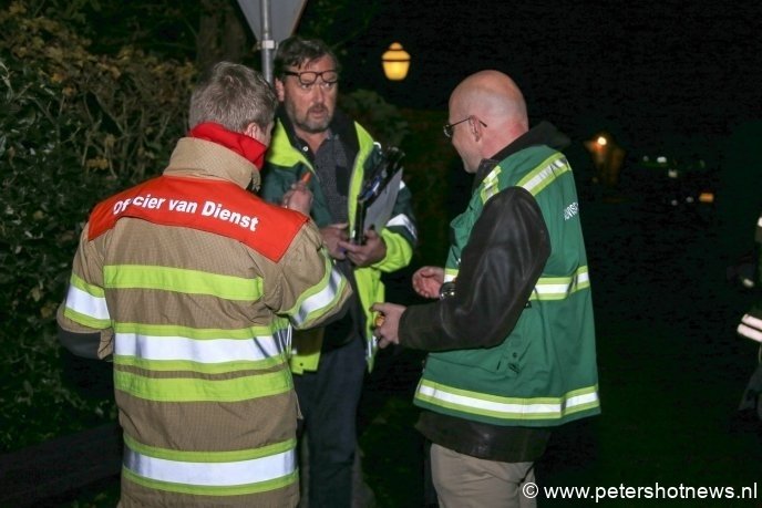 v.l.n.r: Officier van dienst brandweer, officier van dienst geneeskunde en de adviseur gevaarlijke stoffen van de brandweer